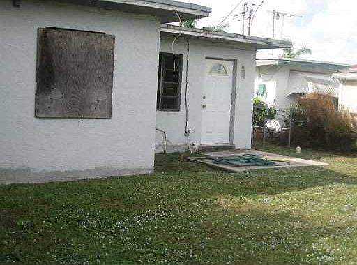 2nd image of 15 NW 11th Ave