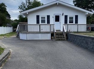 1 Plymouth Dr, East Falmouth, MA 02536