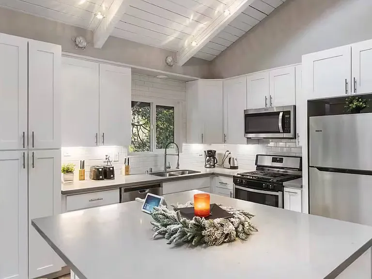 24649 Valle Dr — Photo 19