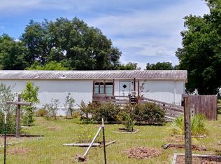 806 Lenore Ave, Interlachen, FL 32148