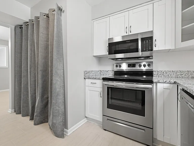 125 Tower Dr #1 — Photo 9
