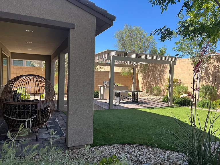 8853 Highland Skye Dr — Photo 20