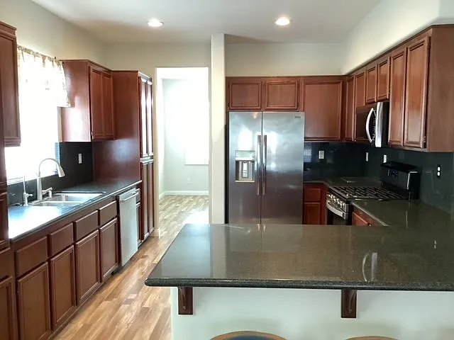 39324 Kennedy Dr — Photo 9