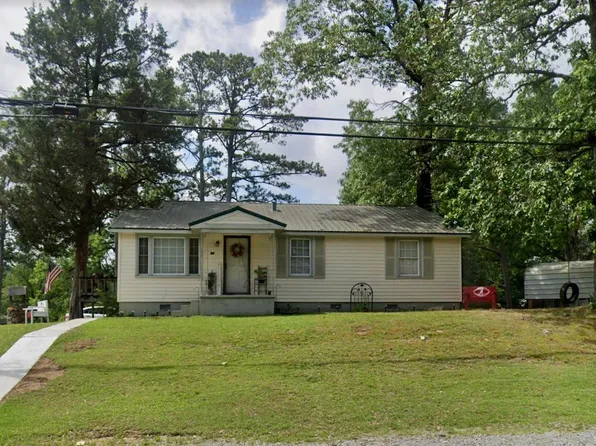 7421 Parkway Dr, Leeds, AL 35094