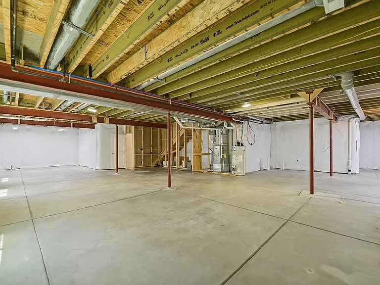 16006 Swan Mountain Dr — Photo 38