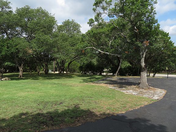 Asphalt drive/ extra parking