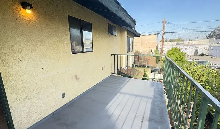 539 N Alameda Ave #4 — Photo 13