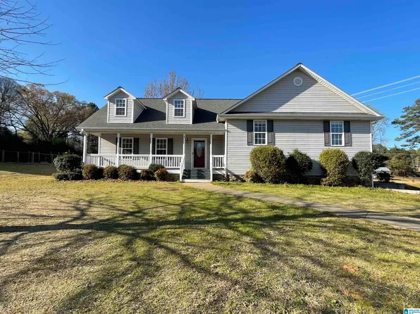217 Peggy Dr, Roanoke, AL 36274