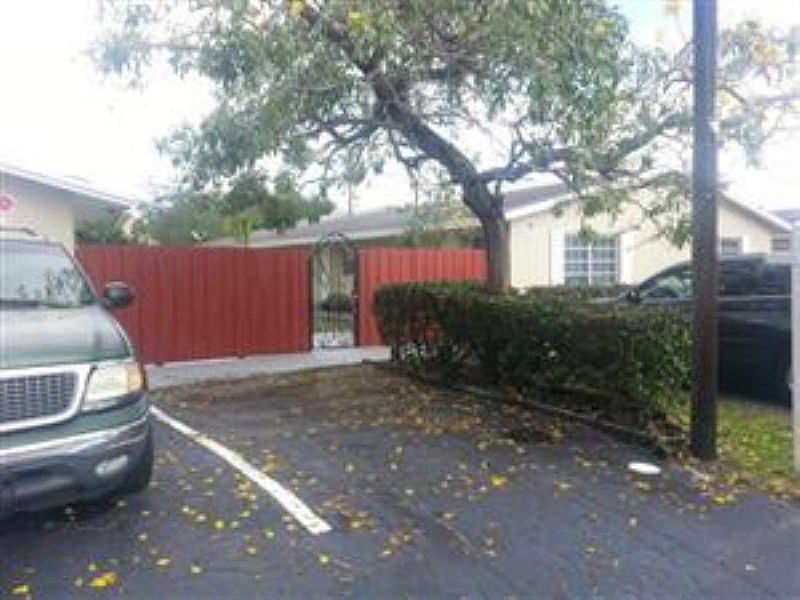 1st image of 510 SW 20th Ave