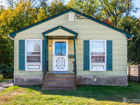 71 Remsen St, South Bound Brook, NJ 08880