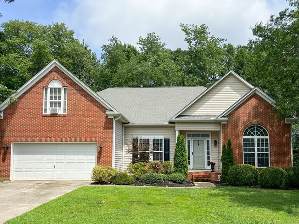 4 W Glohaven Pl, Simpsonville, SC 29681