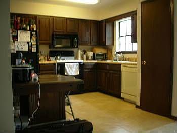 3rd image of 1370 Bayshore Ct