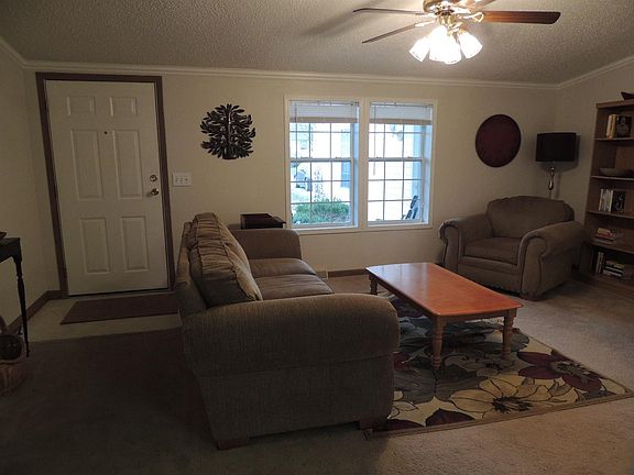 4th image of 3331 Gove Dr