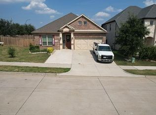 639 Harris Ridge Dr, Arlington, TX 76002