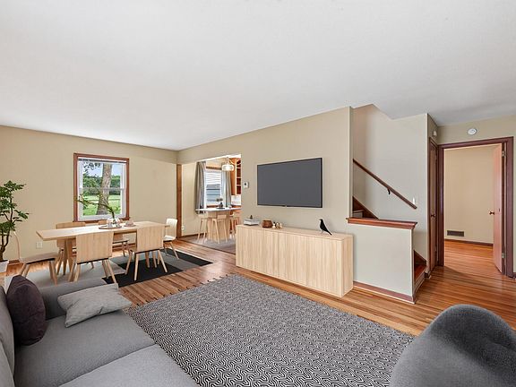 5th image of 10957 Magnolia St NW