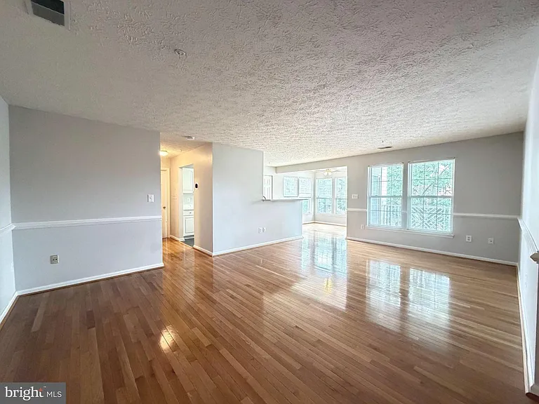 2408 Autumn Harvest Ct #202 — Photo 4