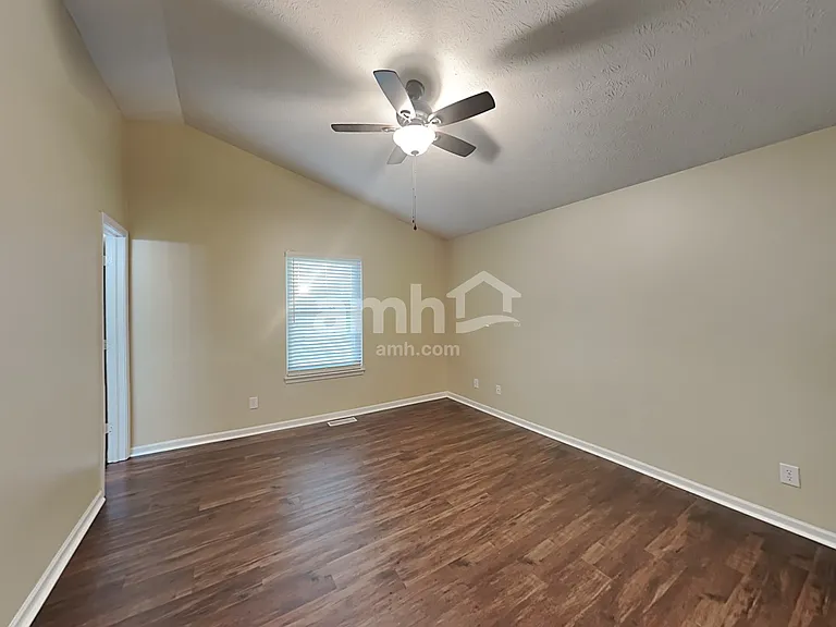 136 Brooks Bnd — Photo 9