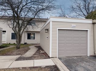 1083 Cascade Dr, Aurora, IL 60506