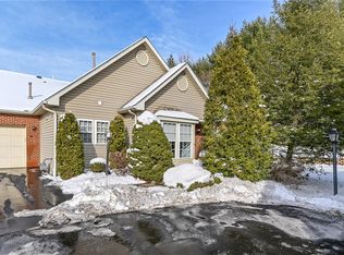 710 Spencer Woods Dr, Glenshaw, PA