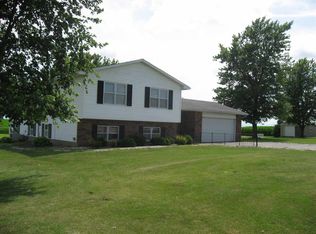 21235 N 2400th Rd, Avon, IL 61415