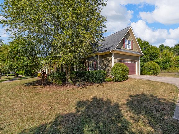 4th image of 155 Trinity Pond Rd