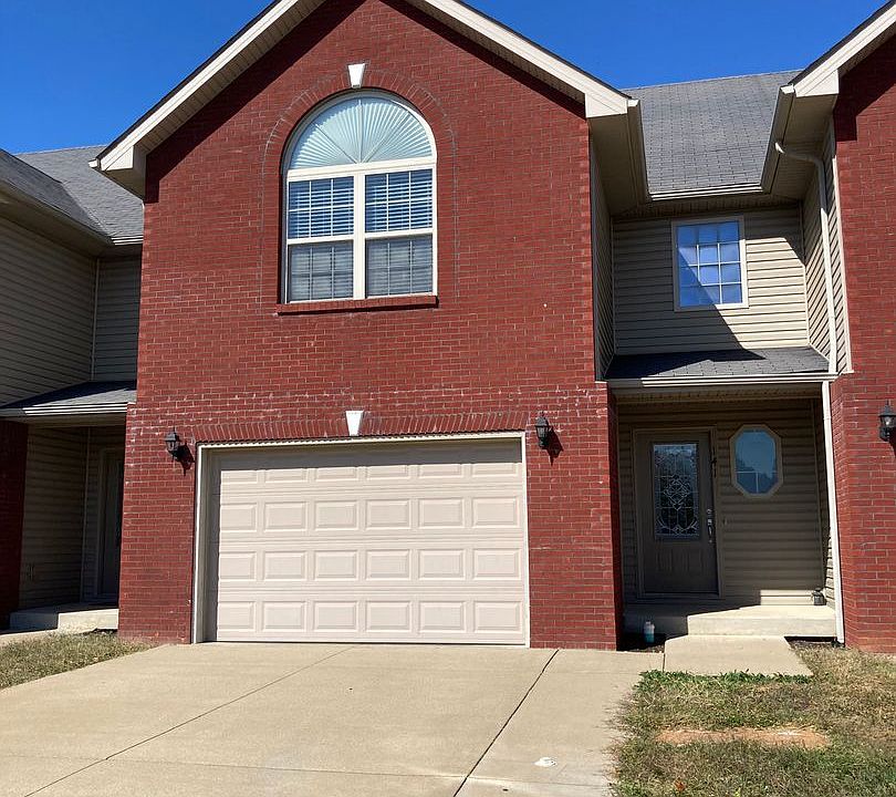 1st image of 141 Twin Lakes Dr