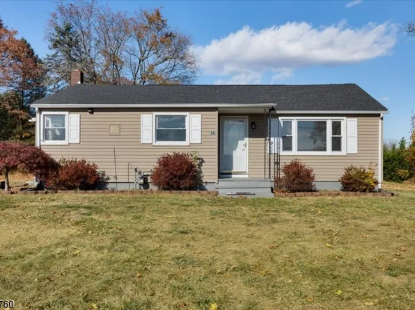 16 Foss Ave, Hampton Boro, NJ 08827