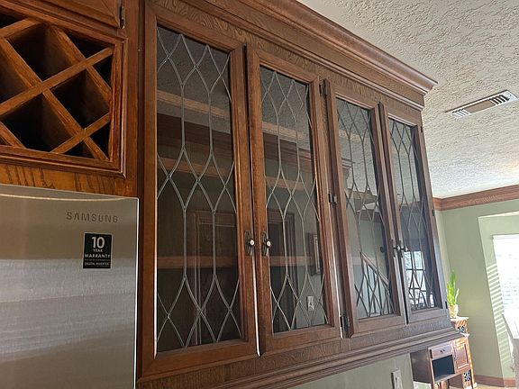 5th image of 16702 Mandeville Ct