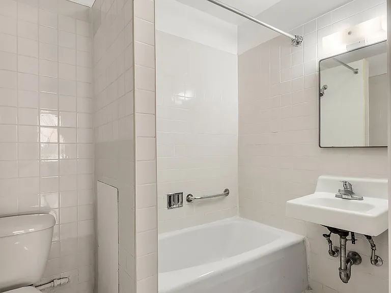 862 W End Ave #3F — Photo 4