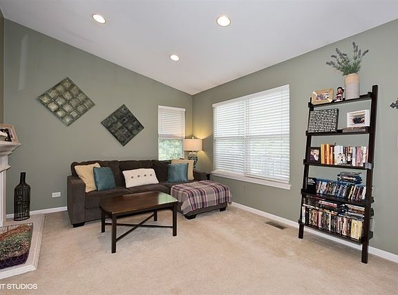 5th image of 1338 Brookdale Dr #1