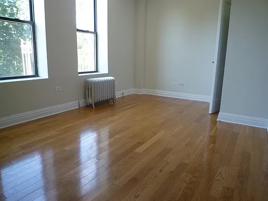 Rented by Stonehenge NYC LLC | media 9