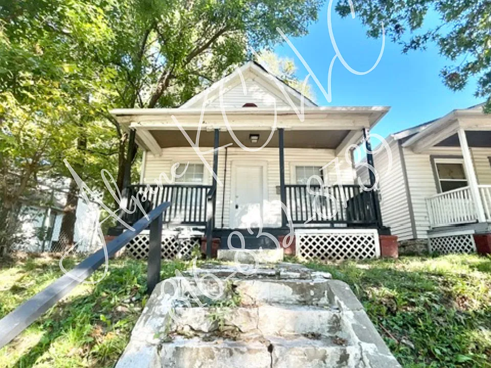 2613 Askew Ave