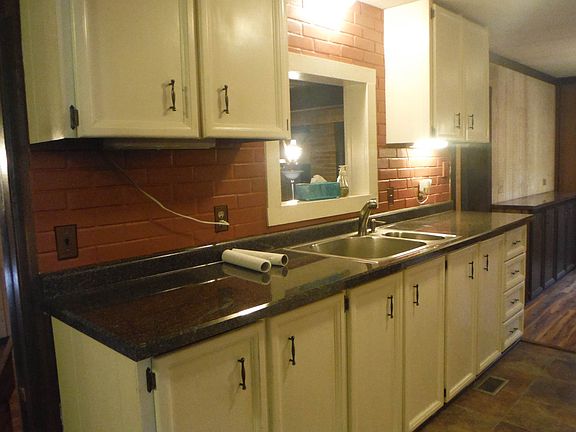 5th image of 601 N Pearl St