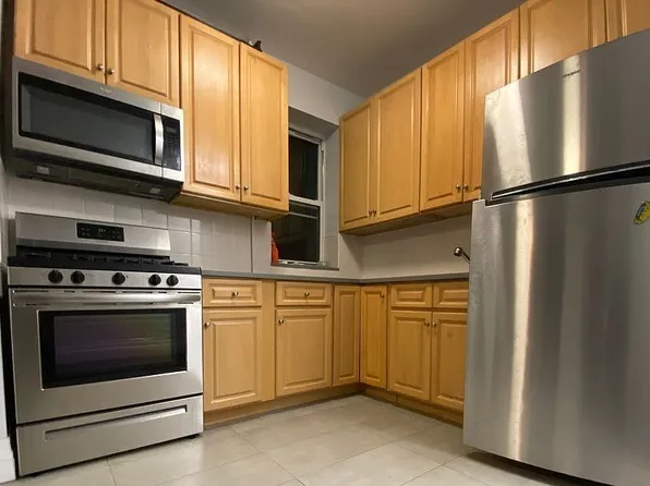 (undisclosed Address), Columbia, SC 29205