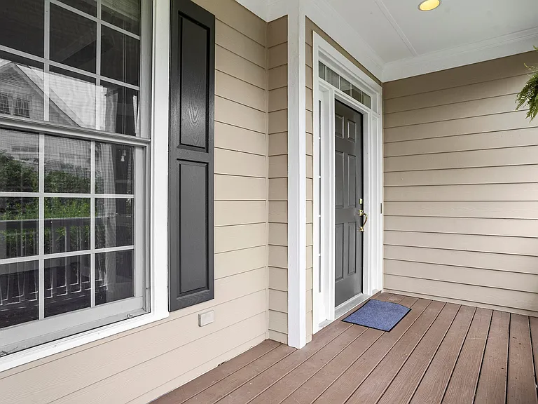 507 Highgrove Dr — Photo 4