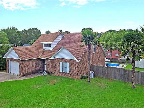 136 Stewart St, Goose Creek, SC 29445