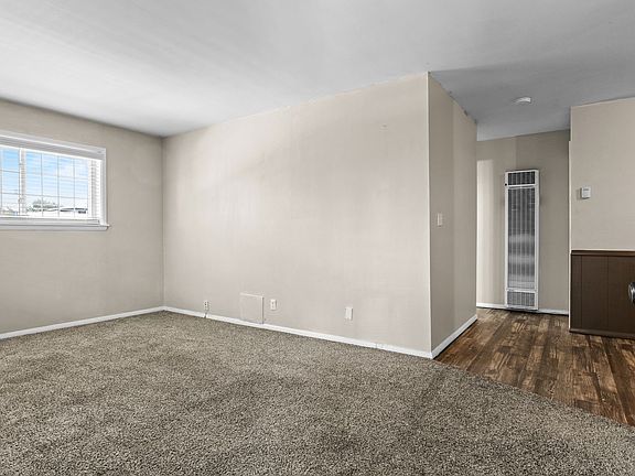 5th image of 1420 S Trenton Ave #1424-4
