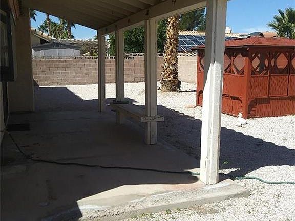 4th image of 1756 Yellowwood Dr