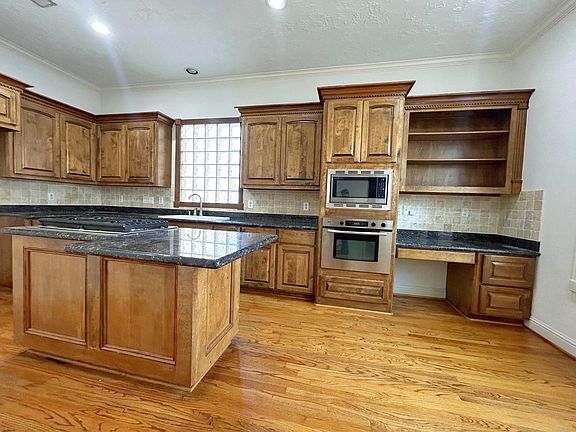 3rd image of 5206 Nett St Unit B