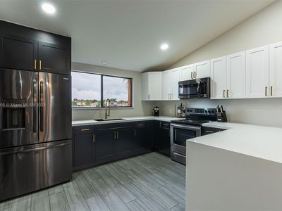 8230 NW 191st St #26-H, Hialeah, FL, 33015
