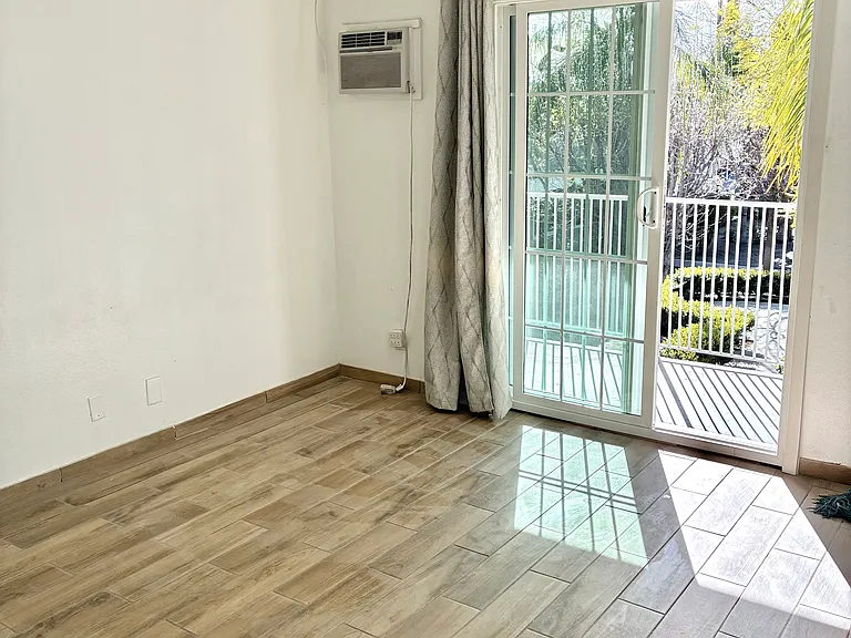 26430 San Jacinto St #1B — Photo 7