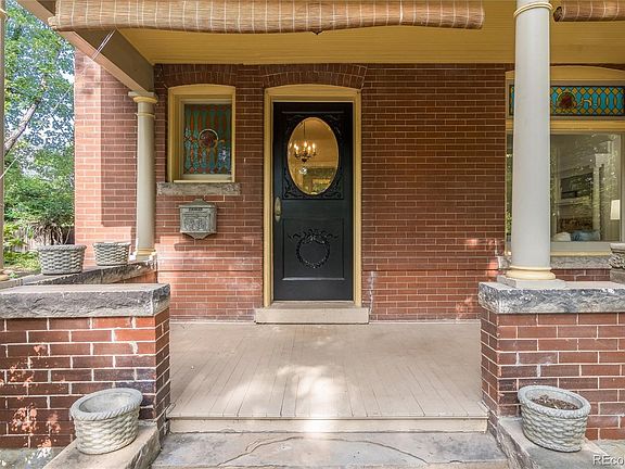 3rd image of 666 N Franklin Street