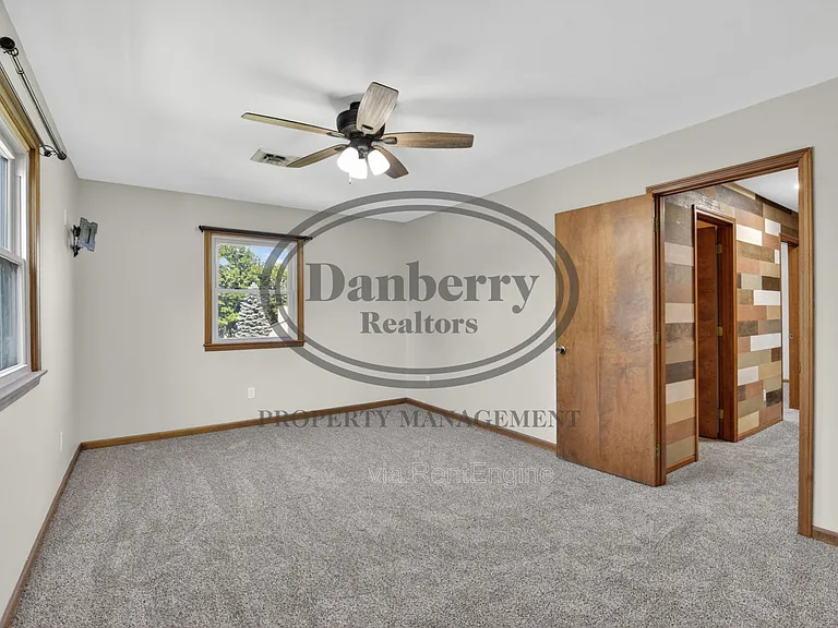 3018 Gleneagle Dr — Photo 32
