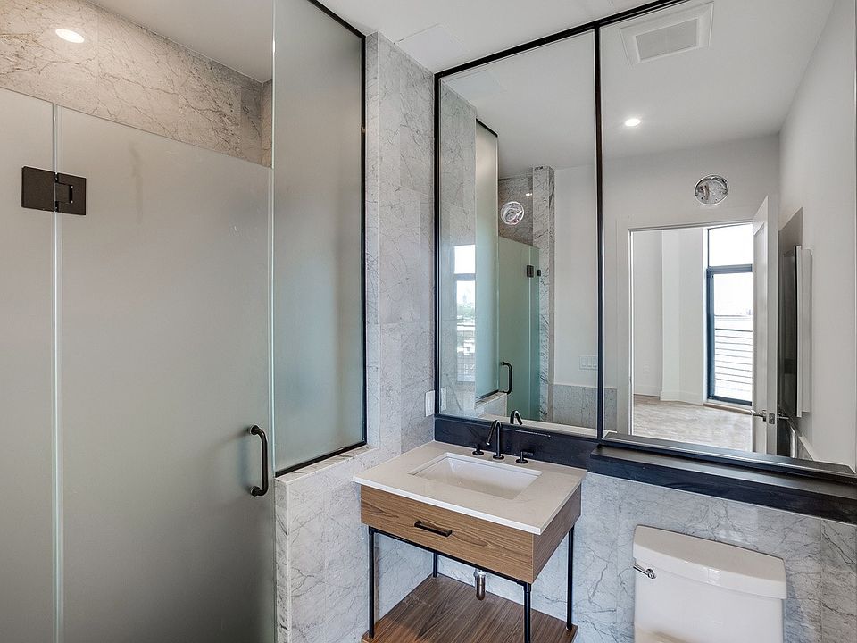 2nd image of 1680 Madison St #415AHR