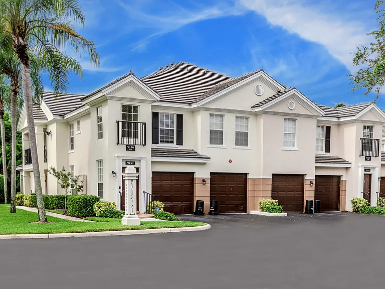 The Charleston Apartment Boca Raton