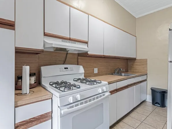 225 Hale Avenue image 6 of 32