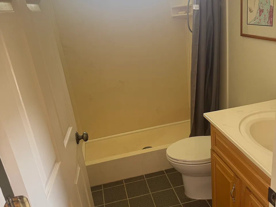 3020A Kahaloa Dr #2