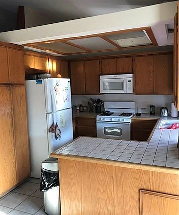 3rd image of 7868 Grace Ave