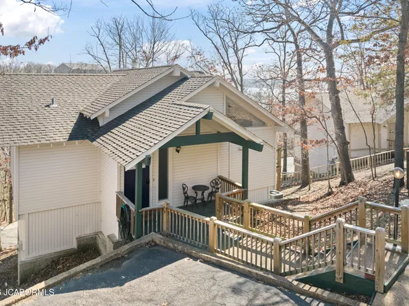 288 Bent Shadow Ln, Osage Beach, MO 65065