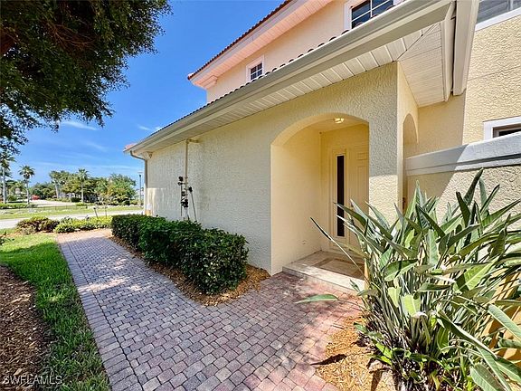 4th image of 5936 Tarpon Gardens Cir APT 202